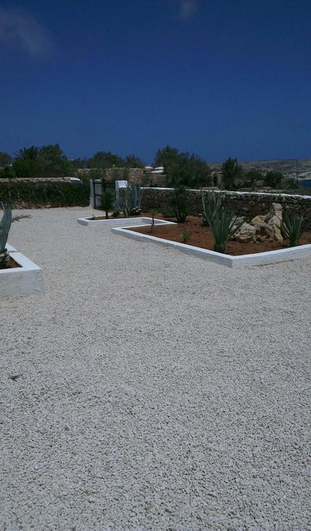 I Dammusi Di Pippo Apartamento Lampedusa Exterior foto