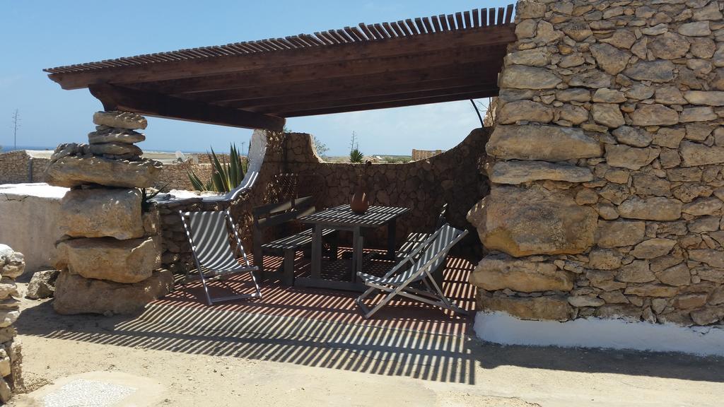 I Dammusi Di Pippo Apartamento Lampedusa Exterior foto